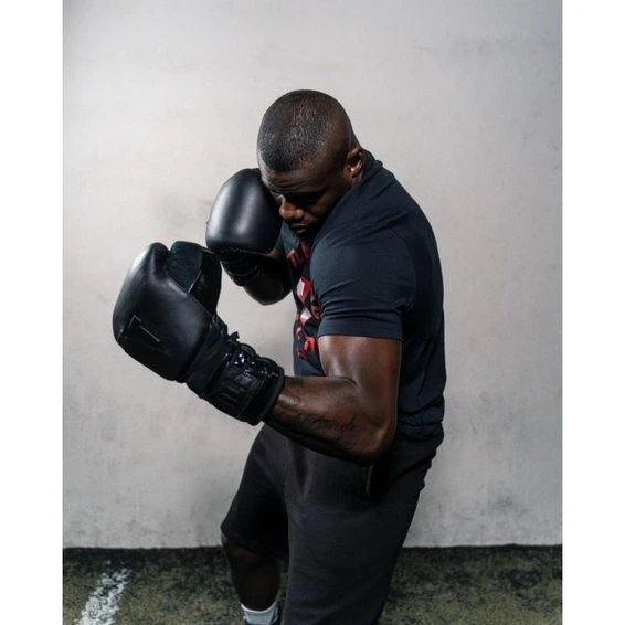 TITLE BLACK Lace Sparring Gloves 2.0 - Image 4