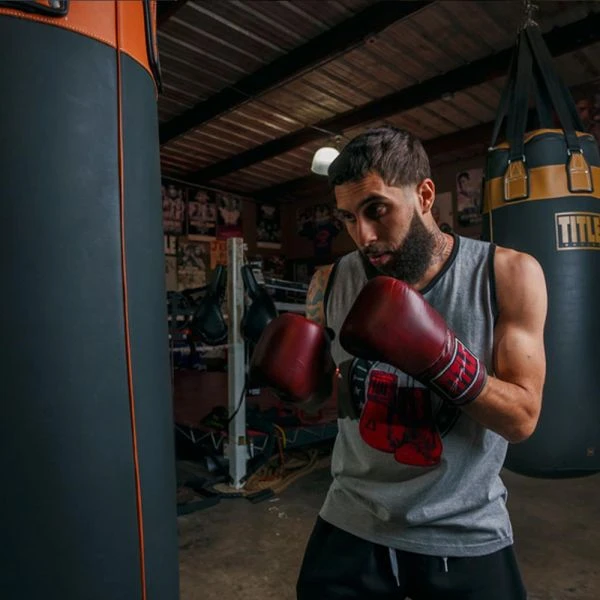 TITLE Boxing Sugar Ray Leonard Throwback Leather Bag Gloves - Image 9